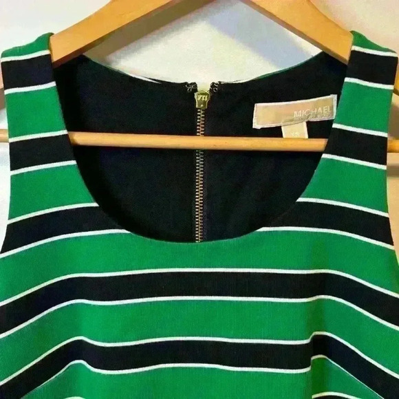 Micheal Kors Dress with Pockets  ! | Size XS | Gold Accents - Picture 3 of 7